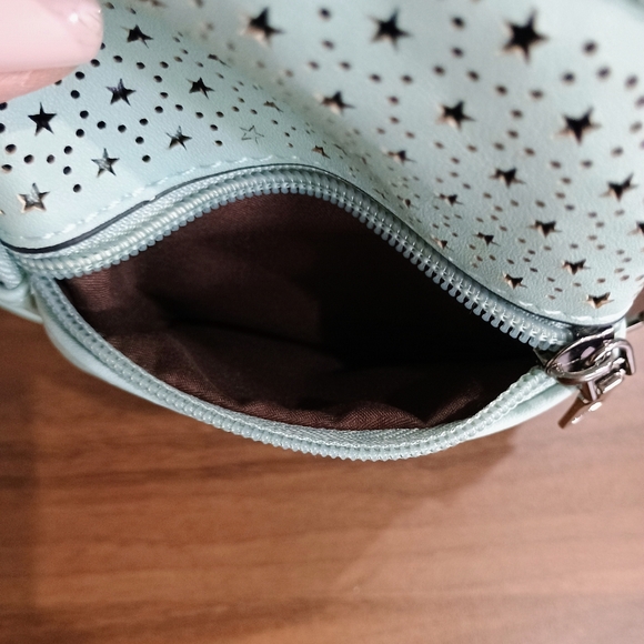 Light Green Crossbody Bag - Picture 8 of 8